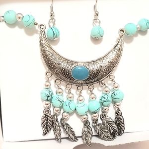 TURQUOISE TRIBAL MOON LEAF BOXED EARRINGS NECKLACE